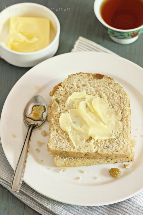 Raisin Cinnamon Struan slice