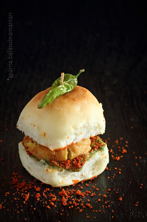 Vada Pav – Potato Fritters in a Bun - My Diverse Kitchen - A Vegetarian ...