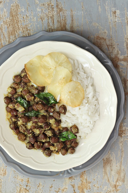 Curried Chickpeas with Rice